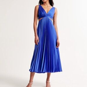 The A&F Giselle Pleated Cutout Maxi Dress